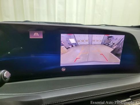 Used 2024 Cadillac XT4 Premium Luxury FWD image 15