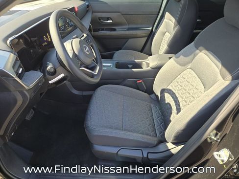 New 2026 Nissan Kicks SV w/ Cold Weather Package FWD image 7