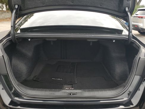 Certified 2024 Nissan Altima 2.5 SV image 10