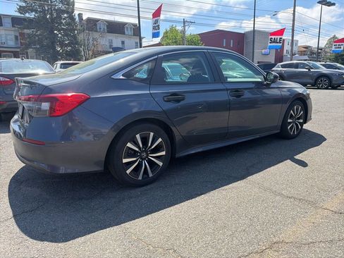 Used 2023 Honda Civic EX image 6
