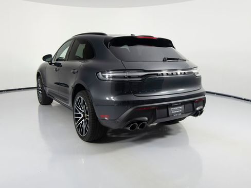 Certified 2026 Porsche Macan AWD/4WD image 8