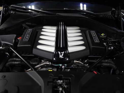 Used 2021 Rolls-Royce Wraith w/ Rolls-Royce Signature Package RWD image 44