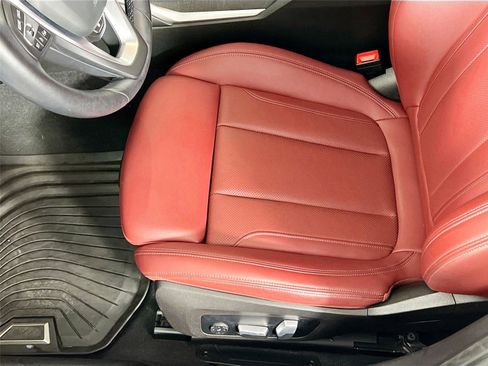 Used 2023 BMW 330i xDrive Sedan w/ Convenience Package image 19