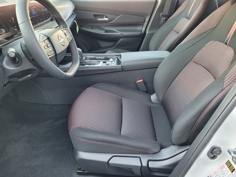 New 2026 Nissan Sentra SR w/ Floor Mat Package image 9