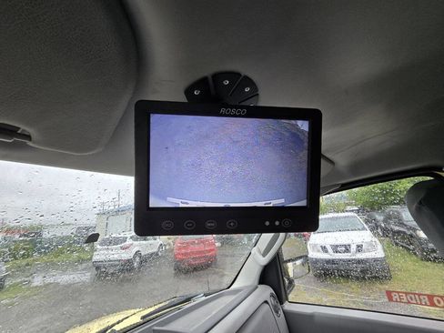 Used 2019 Ford E-450 and Econoline 450 Super Duty w/ Power Windows & Locks Group image 21