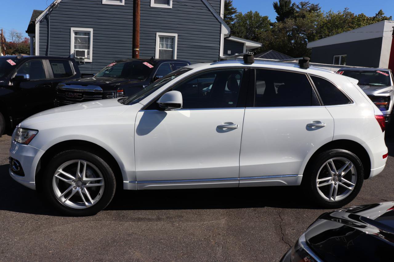 Used 2017 Audi Q5 2.0T Premium Plus w/ Technology Package AWD/4WD image 2