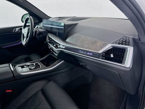 Used 2024 BMW X5 xDrive40i image 31