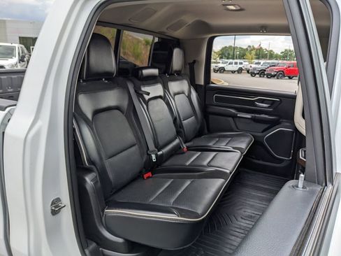 Used 2022 RAM 1500 Laramie AWD/4WD image 47