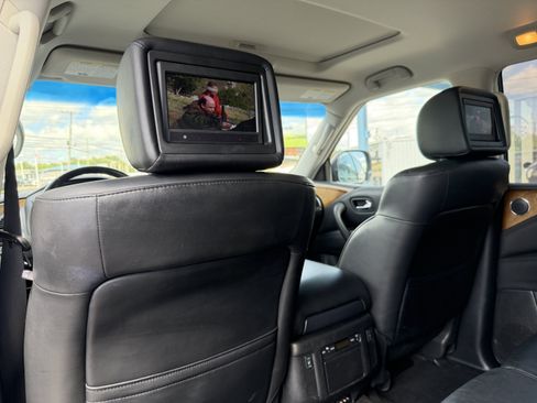 Used 2014 INFINITI QX80 4WD w/ Theater Package image 36