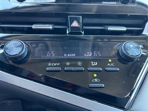 Used 2023 Toyota Camry SE image 20