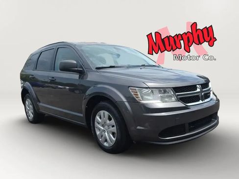 Used 2020 Dodge Journey SE w/ SE Popular Equipment Group FWD image 3