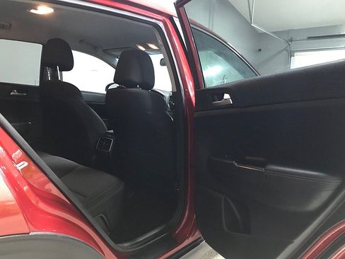 Used 2017 Kia Sportage LX FWD image 18