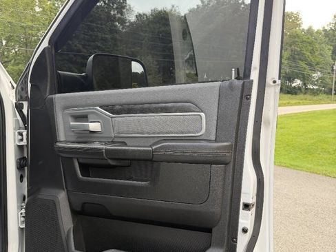 Used 2019 RAM 2500 Big Horn AWD/4WD image 38