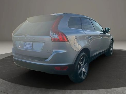 Used 2011 Volvo XC60 T6 image 6
