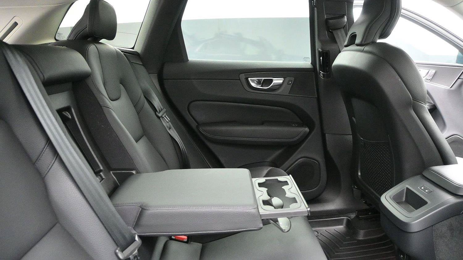 Used 2023 Volvo XC60 B5 Plus w/ Climate Package AWD/4WD image 23