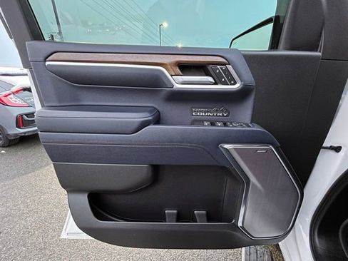 Used 2022 Chevrolet Silverado 1500 High Country w/ High Country Premium Package image 37