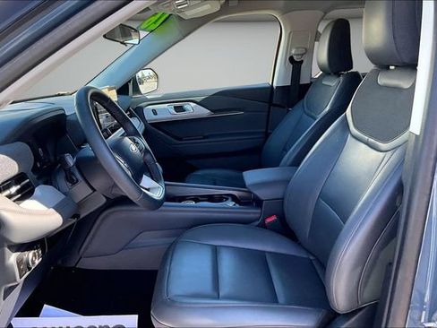 Used 2026 Ford Explorer Active w/ Active Comfort Package AWD/4WD image 21