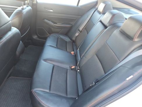 Used 2024 Nissan Altima 2.5 SR image 22