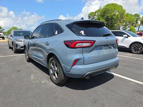 Used 2024 Ford Escape ST-Line w/ Tech Pack #1 FWD image 13