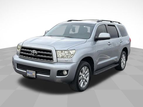 Used 2015 Toyota Sequoia SR5 w/ Sport Appearance Package image 21