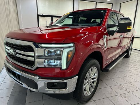 Used 2025 Ford F150 Lariat w/ Equipment Group 502A High AWD/4WD image 13