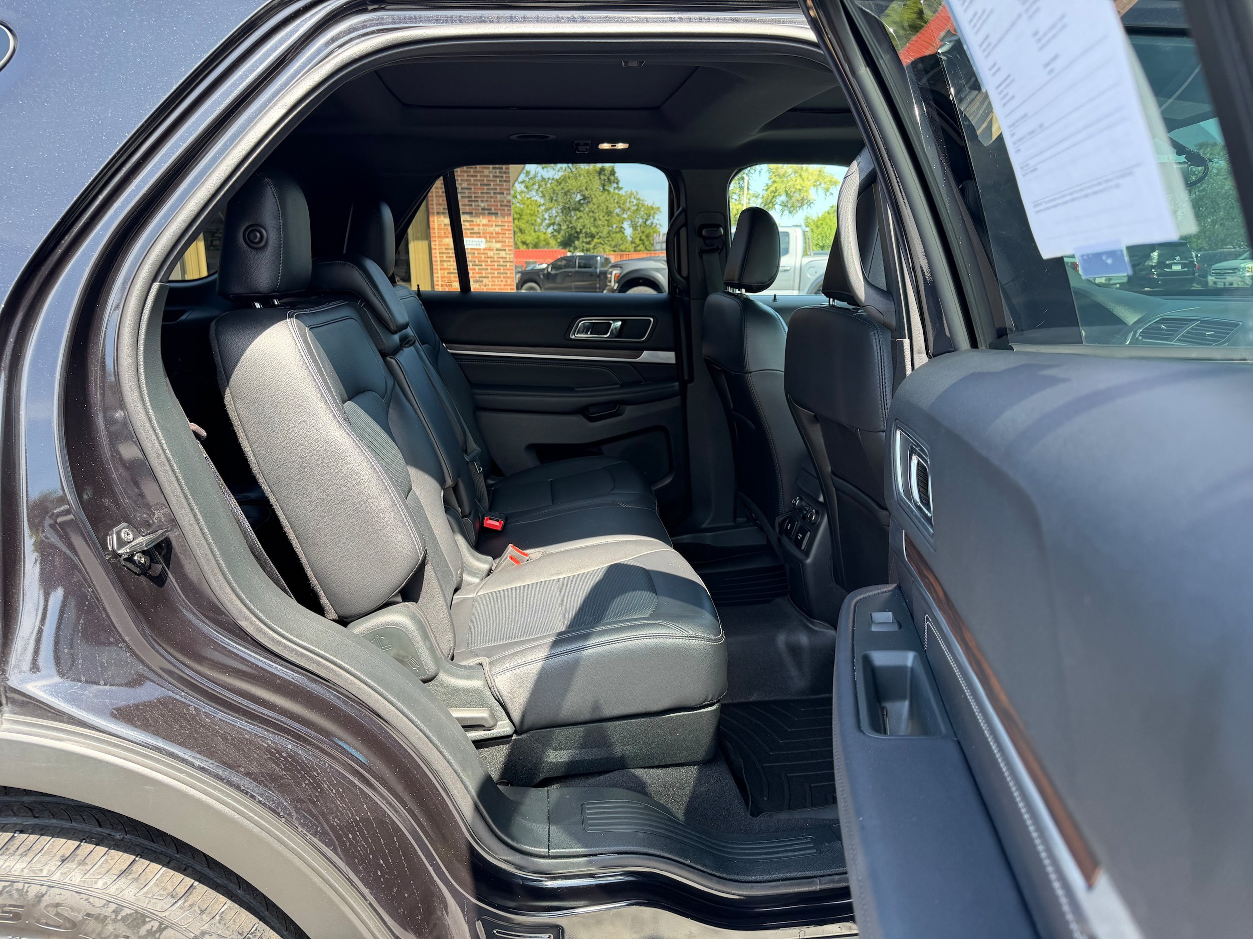 Used 2019 Ford Explorer Limited AWD/4WD image 15