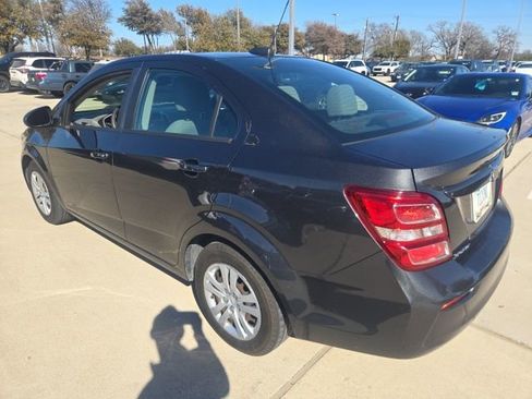 Used 2017 Chevrolet Sonic LS image 4