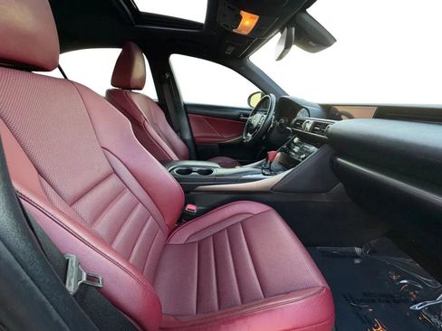 Used 2018 Lexus IS 300 F Sport w/ F Sport Package RWD image 15