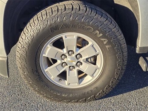 Used 2020 Chevrolet Colorado W/T w/ WT Convenience Package image 8