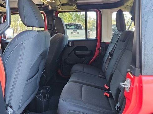 Used 2019 Jeep Wrangler Unlimited Sport S image 7