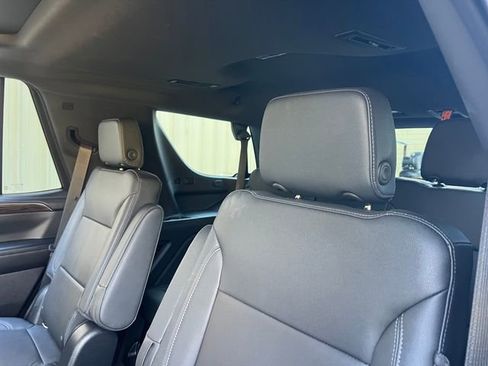 Used 2022 Chevrolet Tahoe Z71 image 21