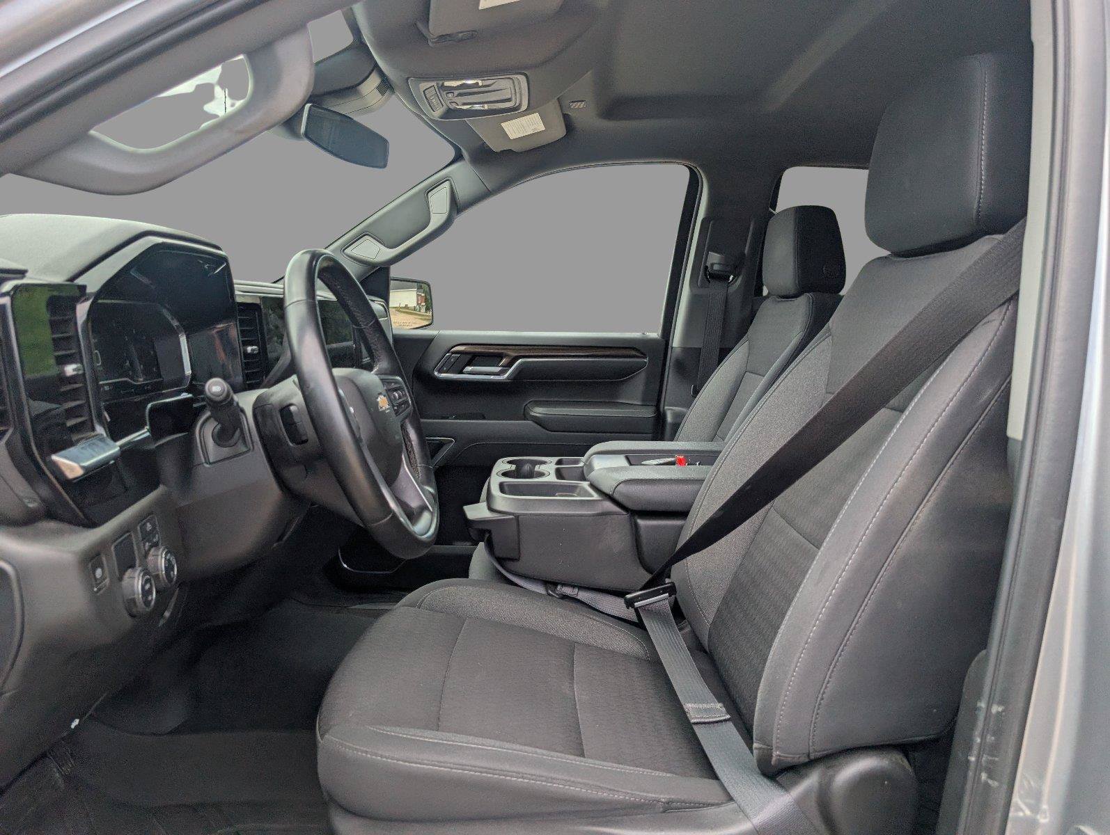 Used 2023 Chevrolet Silverado 1500 LT RWD image 17