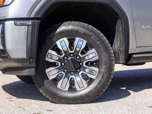 Used 2024 GMC Sierra 2500 Denali w/ Denali Reserve Package image 4