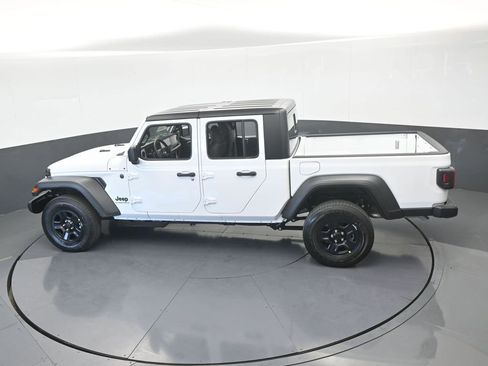 New 2026 Jeep Gladiator Sport image 42
