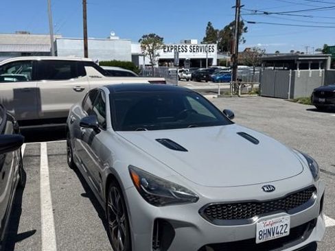 Used 2019 Kia Stinger GT1 RWD image 2