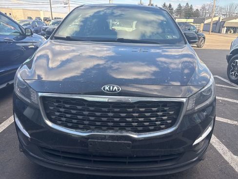 Used 2021 Kia Sedona LX image 2