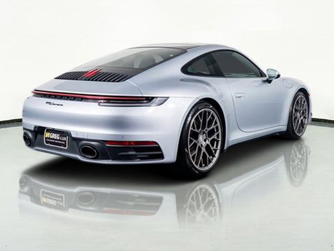 Used 2021 Porsche 911 Carrera image 5