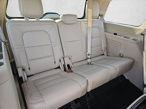 Used 2019 Lincoln Navigator Reserve w/ Cargo Package image 22