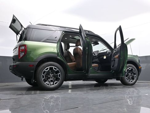 New 2025 Ford Bronco Sport Outer Banks w/ Outer Banks Tech Package+ AWD/4WD image 37