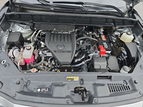 Used 2023 Toyota Highlander XLE image 33