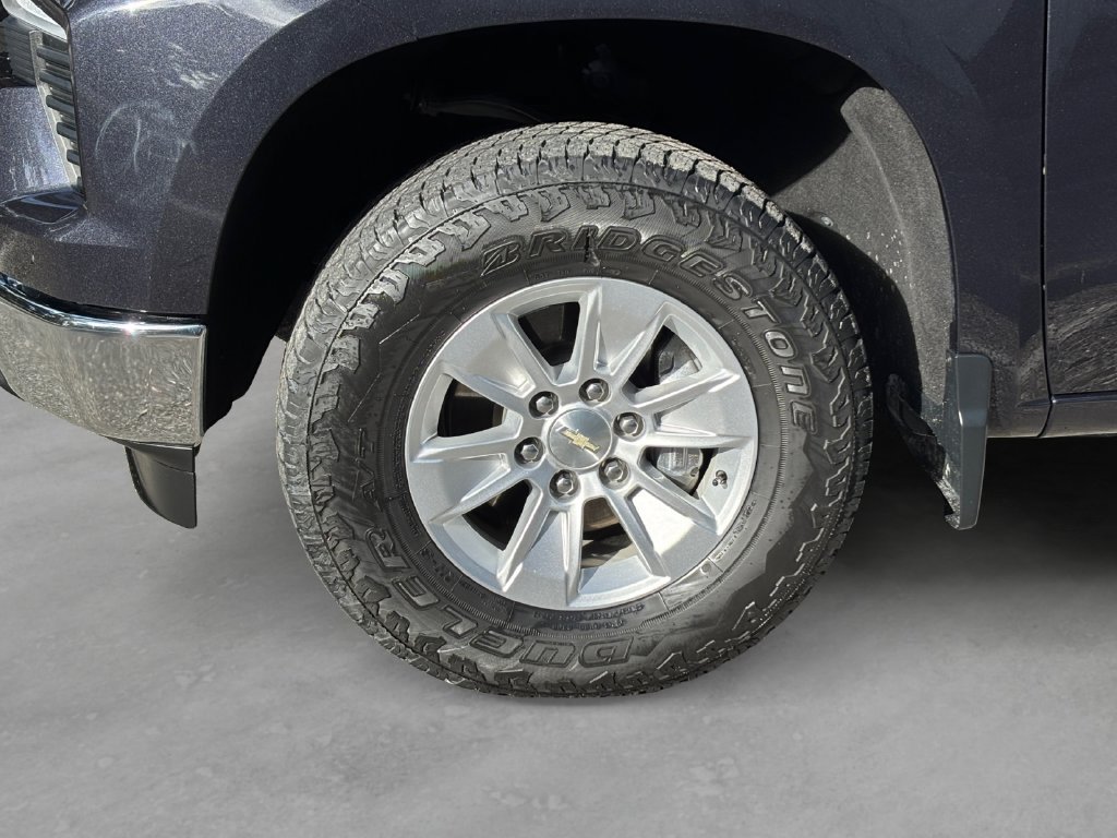 Used 2023 Chevrolet Silverado 1500 LT w/ Protection Package AWD/4WD image 9