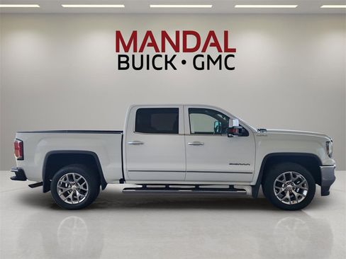 Used 2017 GMC Sierra 1500 SLT w/ SLT Premium Package image 5