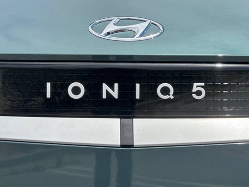 Certified 2024 Hyundai Ioniq 5 SEL RWD image 27