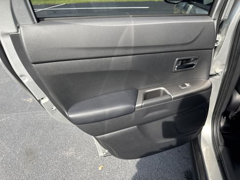 Used 2025 Mitsubishi Outlander Sport ES AWD/4WD image 26