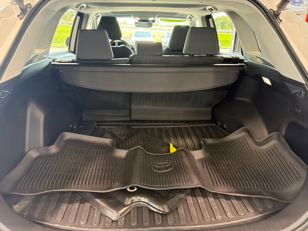 Certified 2025 Toyota RAV4 XLE w/ Convenience Package AWD/4WD image 20