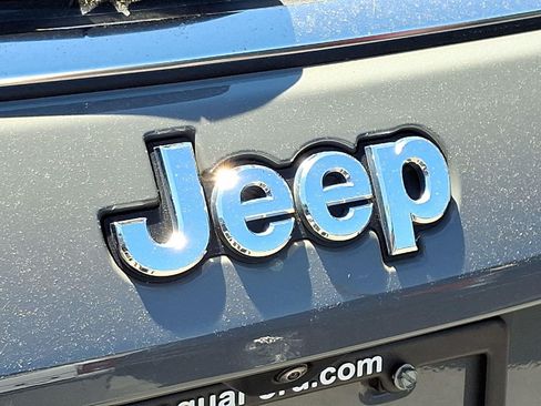 Used 2023 Jeep Compass Limited AWD/4WD image 28