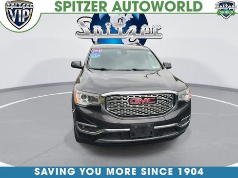 Used 2018 GMC Acadia Denali w/ Technology Package AWD/4WD image 3