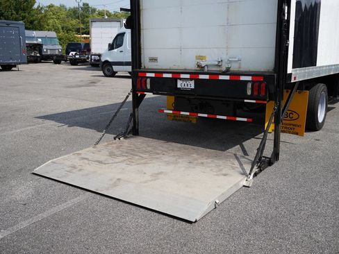 Used 2018 Ford F550 2WD Regular Cab Super Duty image 9