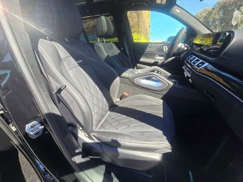 New 2026 Mercedes-Benz GLS 63 AMG 4MATIC image 12