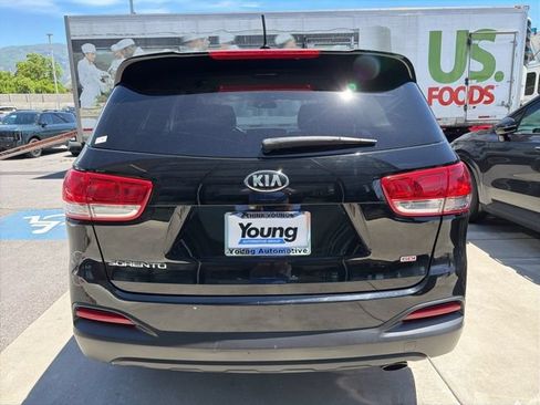 Used 2016 Kia Sorento AWD image 7